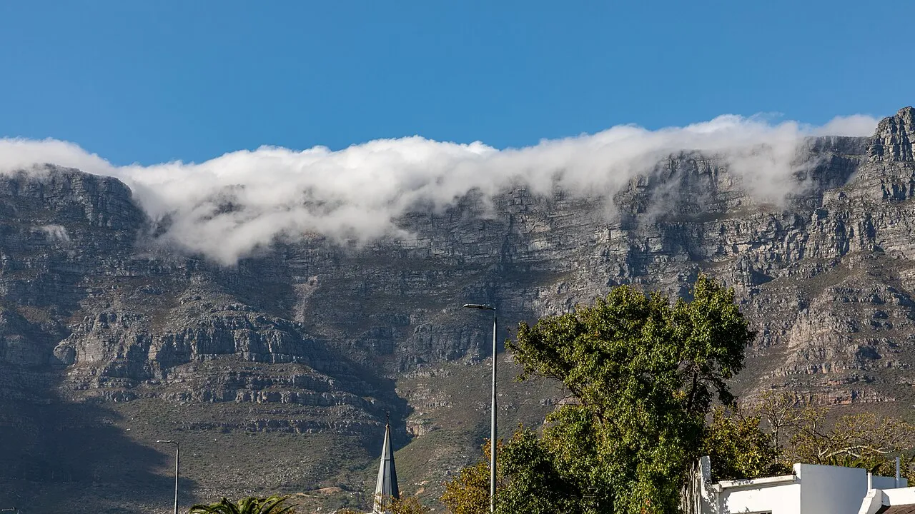 Cloud pouring over the edge of Table Mountain